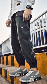 Comfortable Carbon Board Marathon Lightweight Running Shoes
