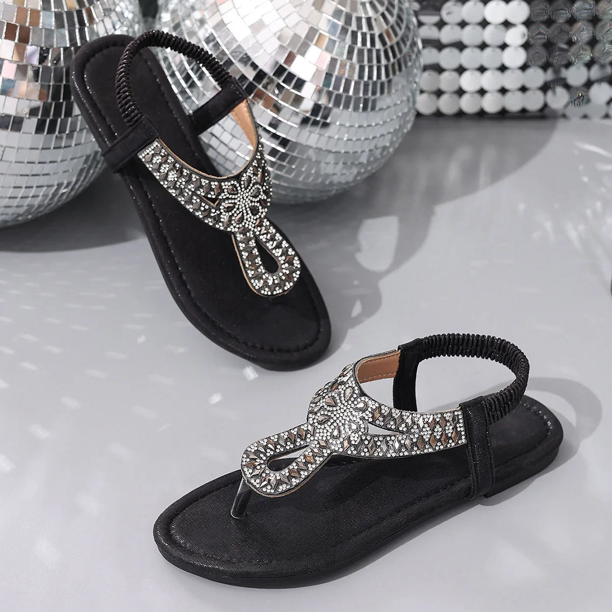 Bohemian Style Comfort Beach Style Clip Toe Rhinestones Flat Sandals