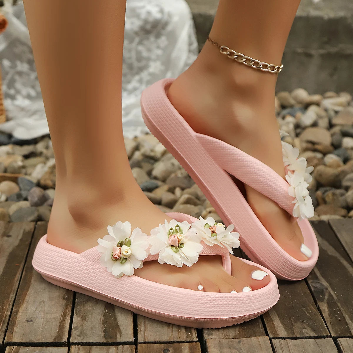 Casual Basic Versatile Comfort Soft Sole Flip-Flop Beach Style Slippers