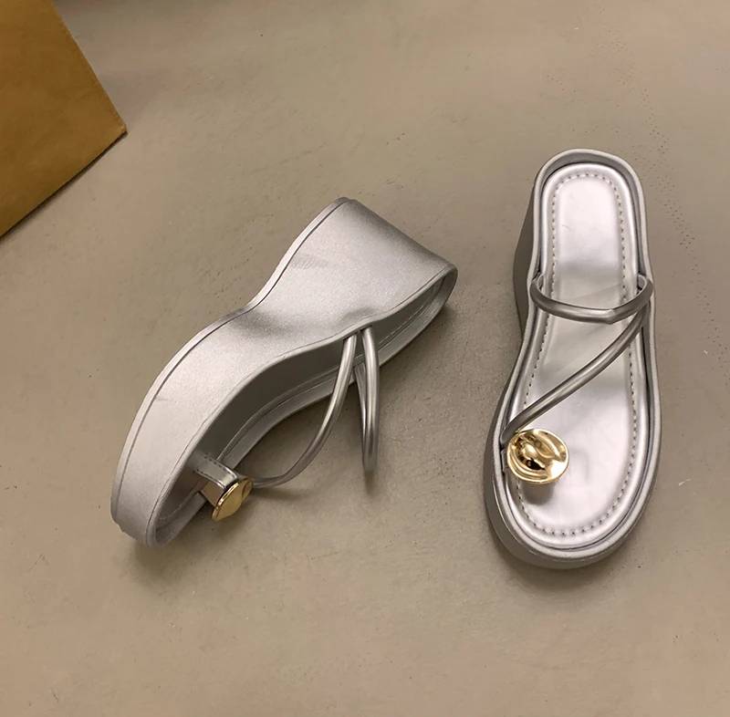 Casual Beach Style Platform Wedges Flip Flop Clip Toe Heel Sandal