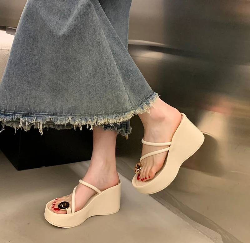 Casual Beach Style Platform Wedges Flip Flop Clip Toe Heel Sandal