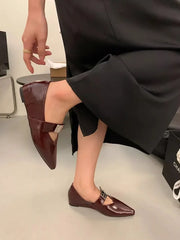 Casual Buckle Design Fine Plaid Leather Retro Pointed Toe Low-Heeled Shoes