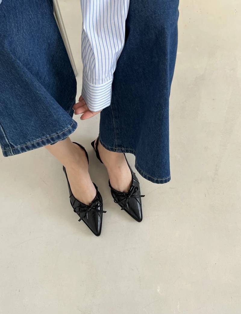 Casual Butterfly-knot Pointed Toe Low Heel Street Style Sling-backs Sandals