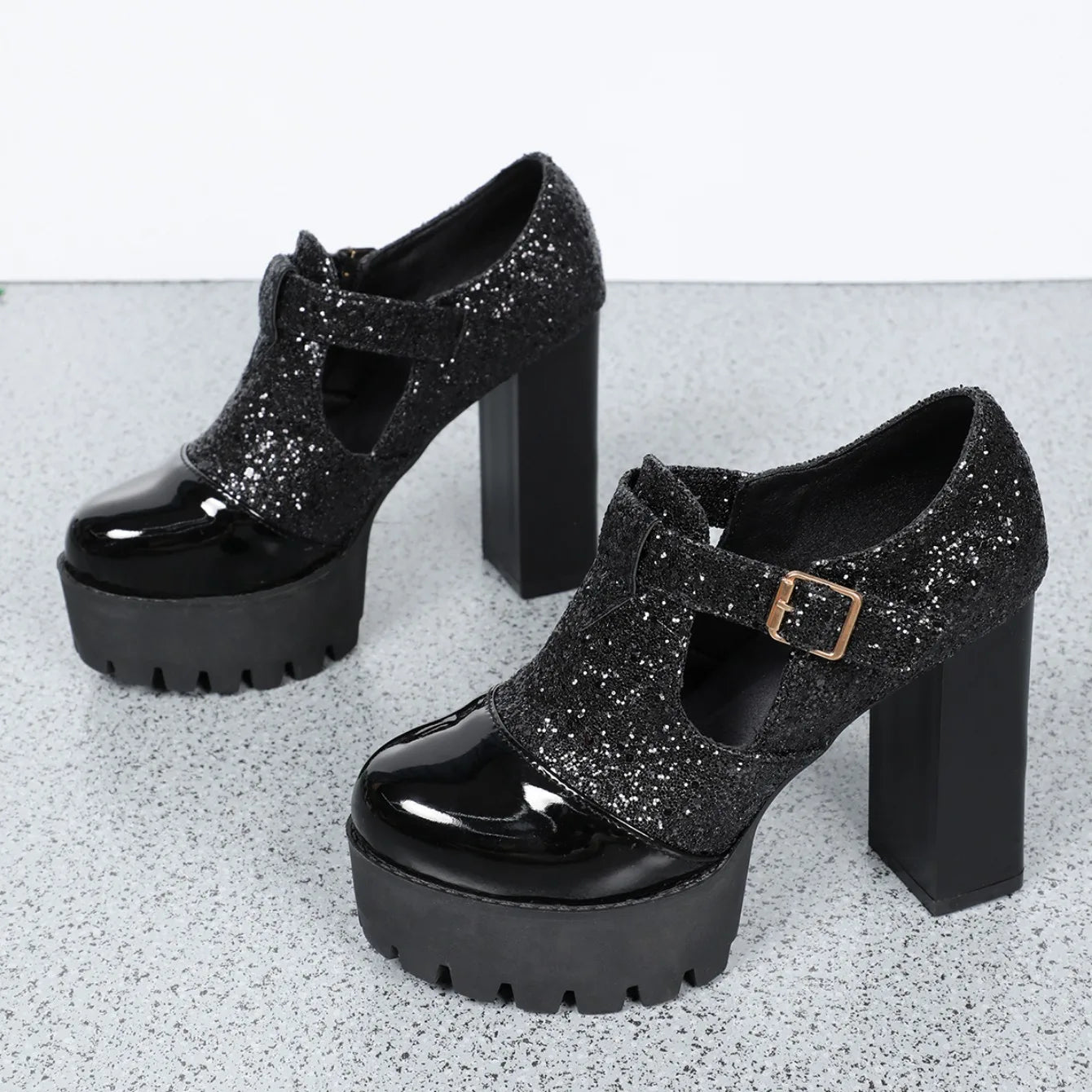 Casual Comfortable Designer Round Head Deep Mouth Thick Heel Shoes