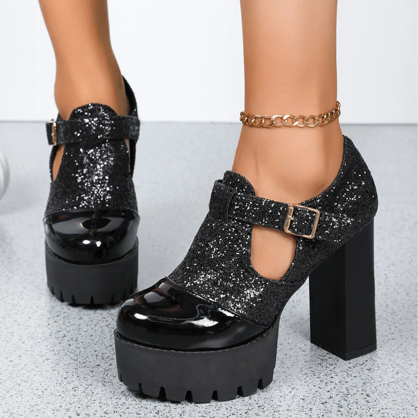 Casual Comfortable Designer Round Head Deep Mouth Thick Heel Shoes