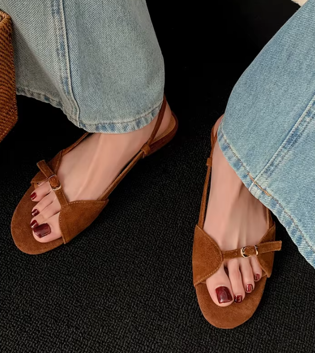 Casual Design Sense SLIP-ON Back Strap Open Toe Slippers