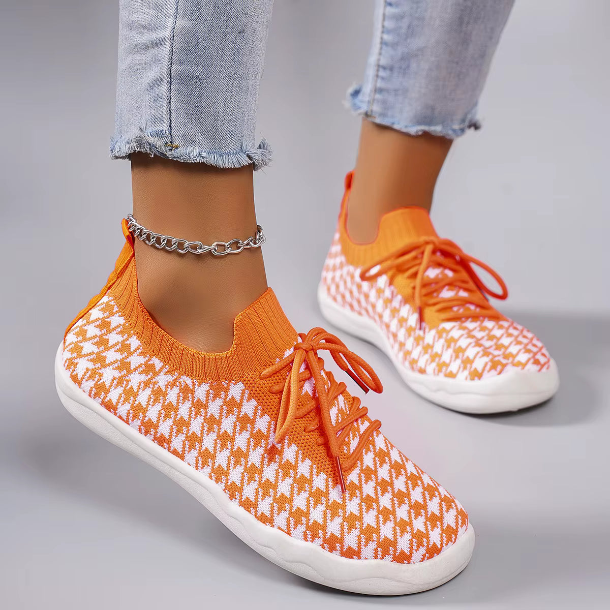 Casual Fashionable Breathable Lightweight Non-Slipwear Resistant Sports Shoes