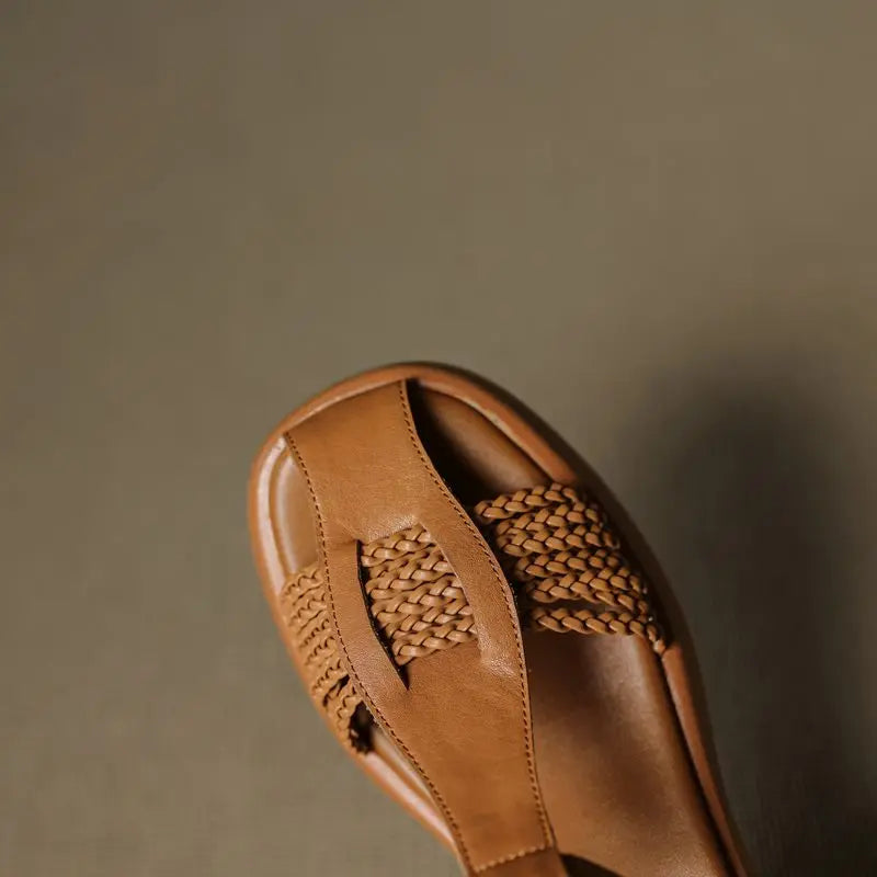 Casual Genuine Leather Buckle Strap Platform Round Toe Flat Sandals