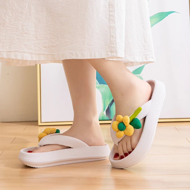 Casual Handmade Flower Soft-Bottom Cloud Beach Style Flip-flops Slippers