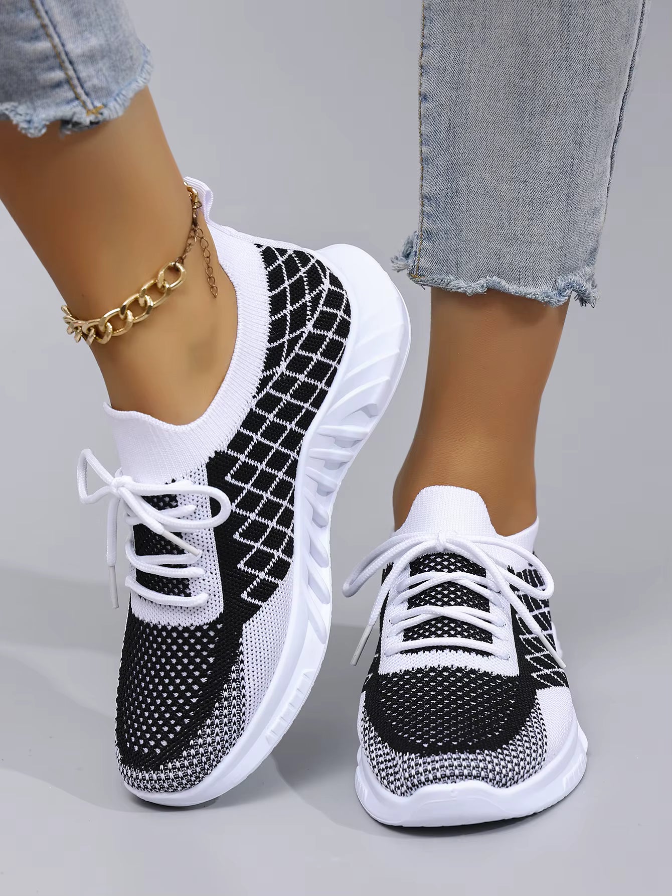 Casual Lace up Comfortable Breathable Lightweight Sports Shoes