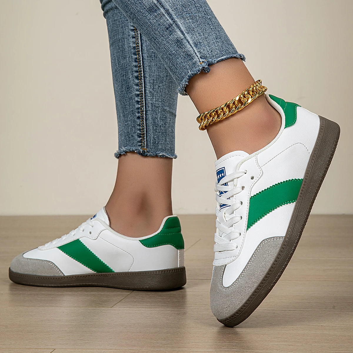 Casual Lightweight Round Toe Non-Slip Lace-Up Low Heel Sports Shoes