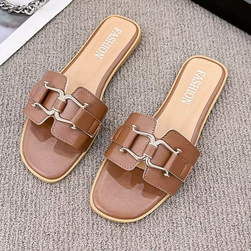 Casual Modern Flip-Flops Flat Leisure Horse With Buckle Slippers