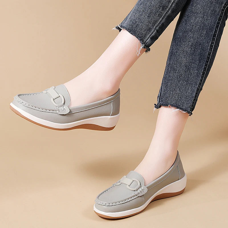 Casual Novelty Cow Leather Slip-On Round Toe Flat Shoes