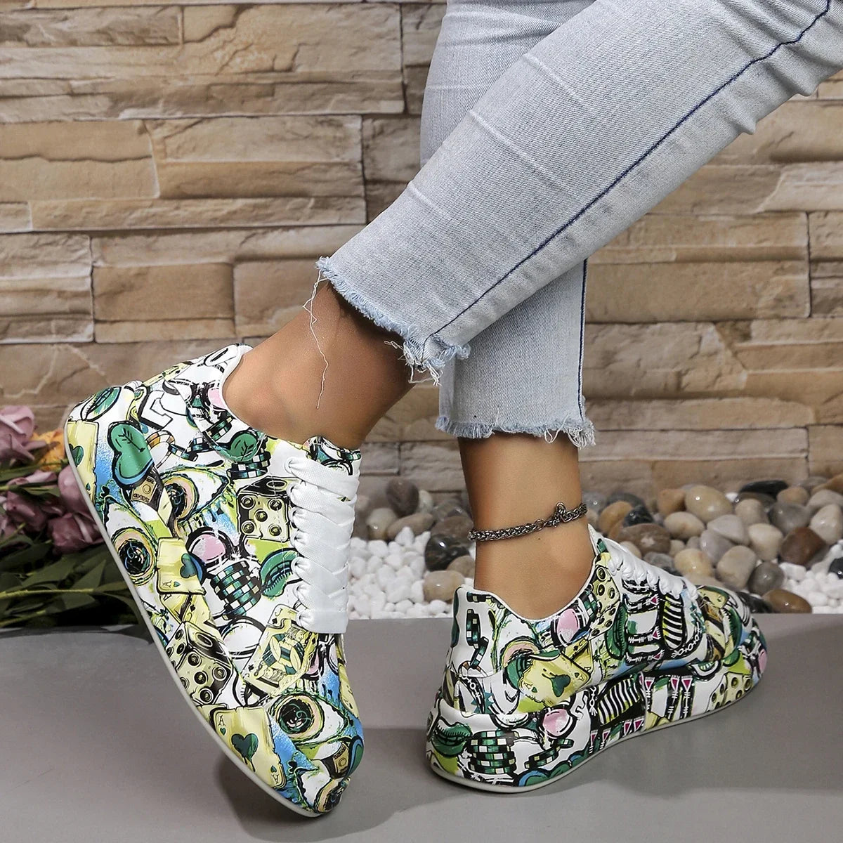 Casual Painted Graffiti Lace Up Flat Pu Leather Sports Shoes