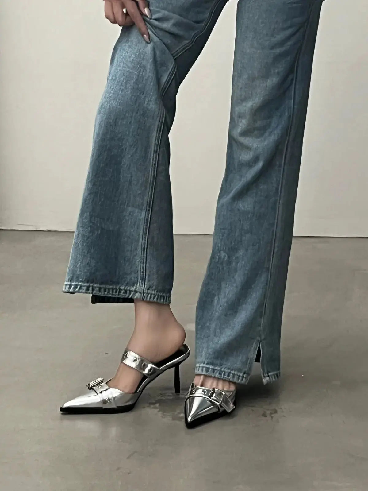 Casual Pointed Belt Buckle Baotou Thin Heel Belt Buckle Sandals
