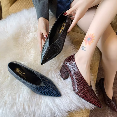 Casual Soft Leather Shallow Pointed Toe Thick Square Heel