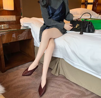 Casual Soft Leather Shallow Pointed Toe Thick Square Heel