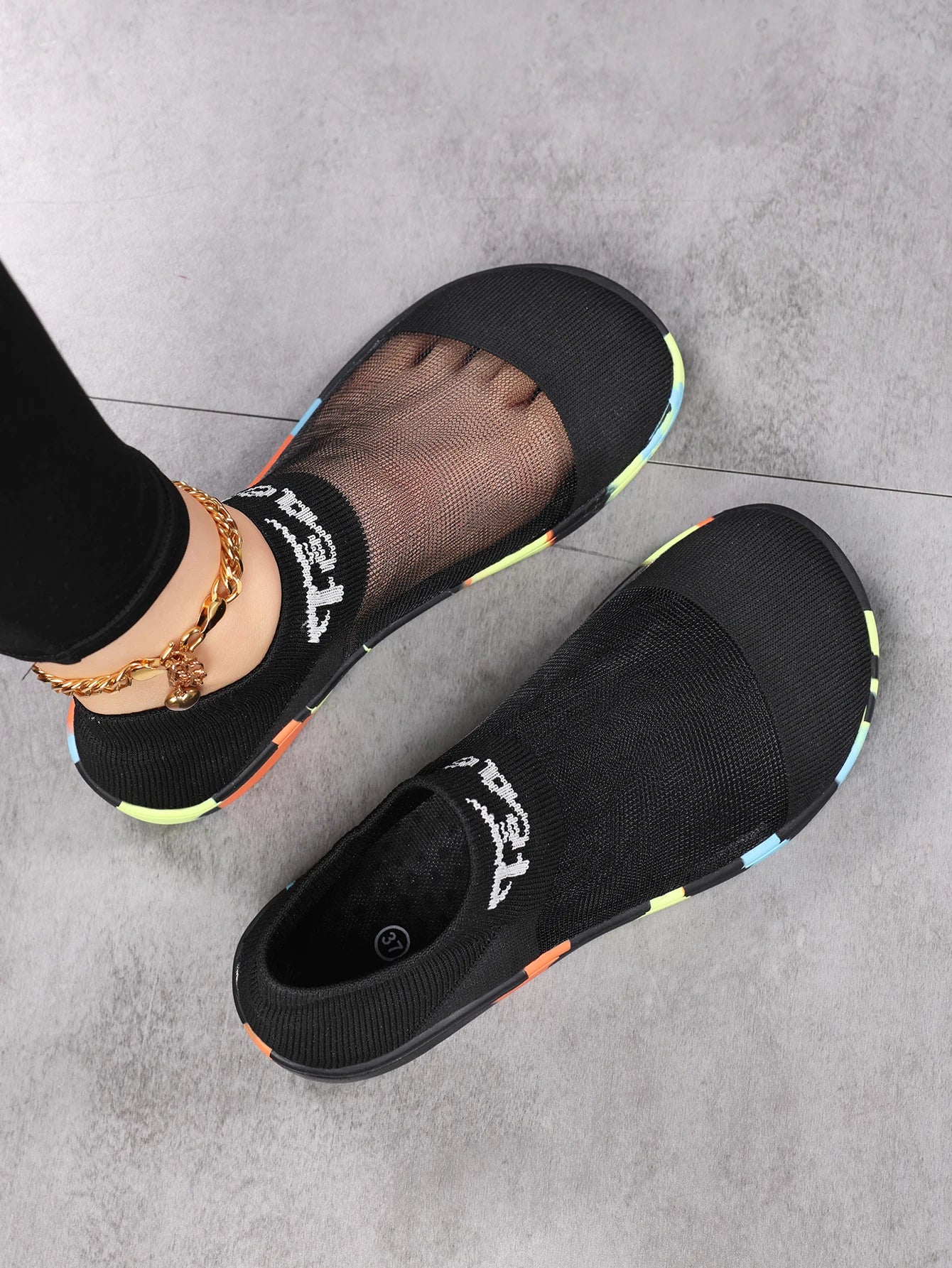 Casual Walking Ordinary Toe Holder Mesh Lightweight Breathable Sneakers
