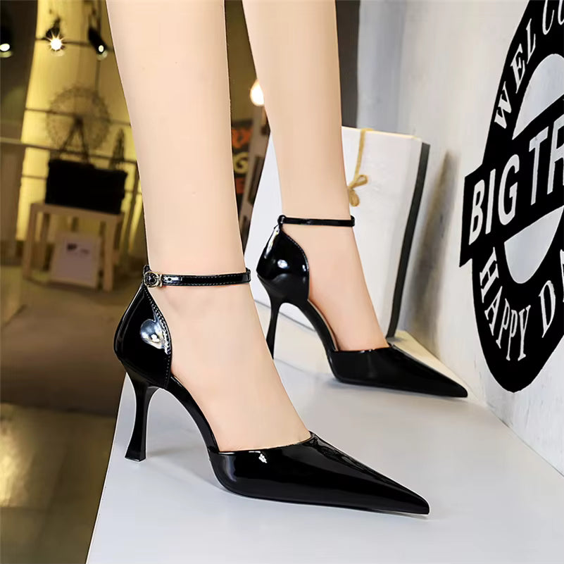 Classics Nude Glossy Leather Butterfly-knot Ankle Strap Sandals