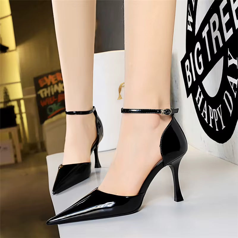 Classics Nude Glossy Leather Butterfly-knot Ankle Strap Sandals