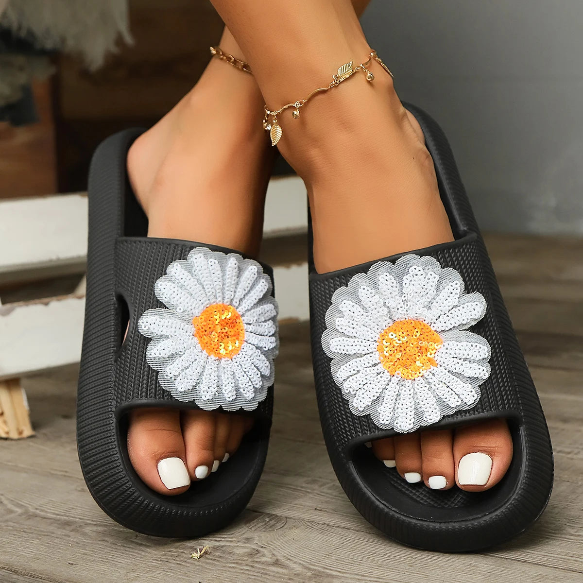 Colorful Sequin Comfortable Versatile Daily Walking Soft Sole Slippers