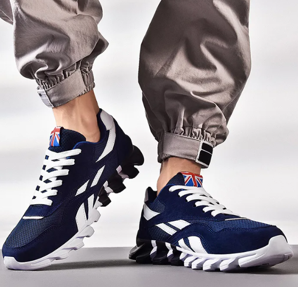 Comfortable Carbon Board Marathon Lightweight Running Shoes