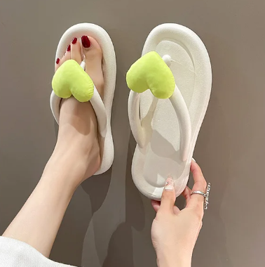 Comfortable Flip Flops Heart Beach Soft Sole Slippers Indoor Paltform EVA Home Wear Shoes