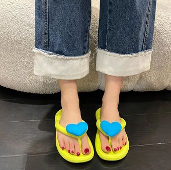 Comfortable Flip Flops Heart Beach Soft Sole Slippers Indoor Paltform EVA Home Wear Shoes