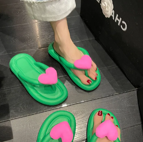 Comfortable Flip Flops Heart Beach Soft Sole Slippers Indoor Paltform EVA Home Wear Shoes