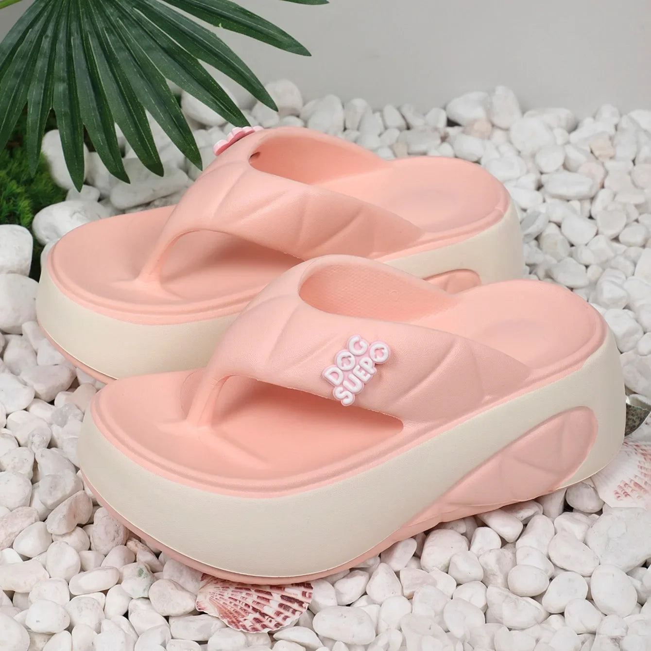 Comfortable Lightweight Shallow Outdoor Beach Style Platform Flip Flops Slippers