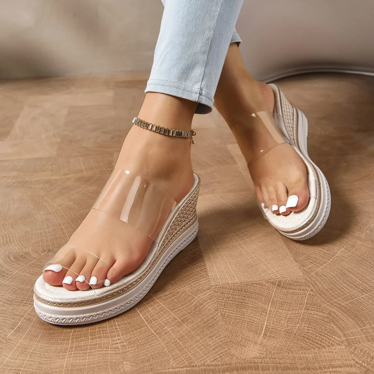 Comfortable Round Toe Transparent Lightweight Non-slip Slippers