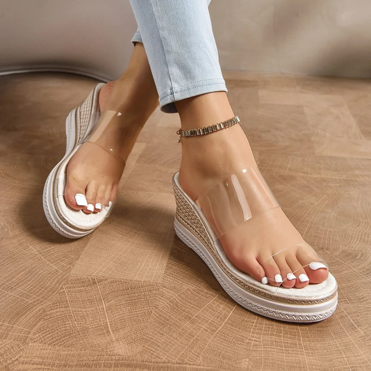 Comfortable Round Toe Transparent Lightweight Non-slip Slippers