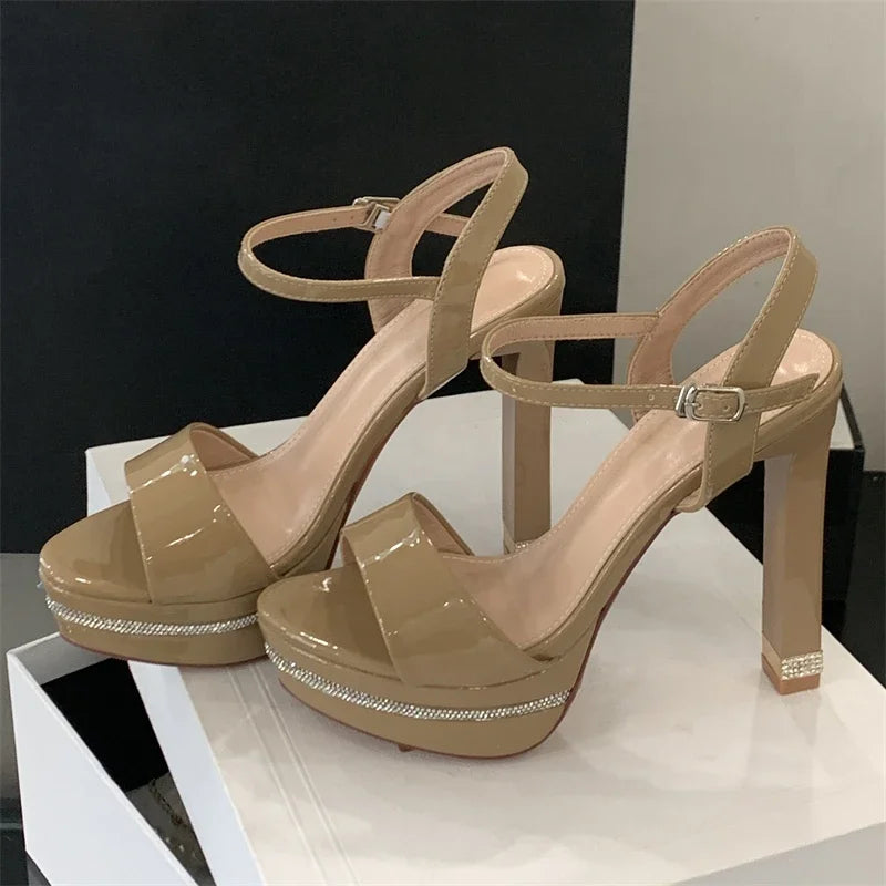 Crystal Diamonds Open Toe Buckle Strap Design Platform High Heels Sandals