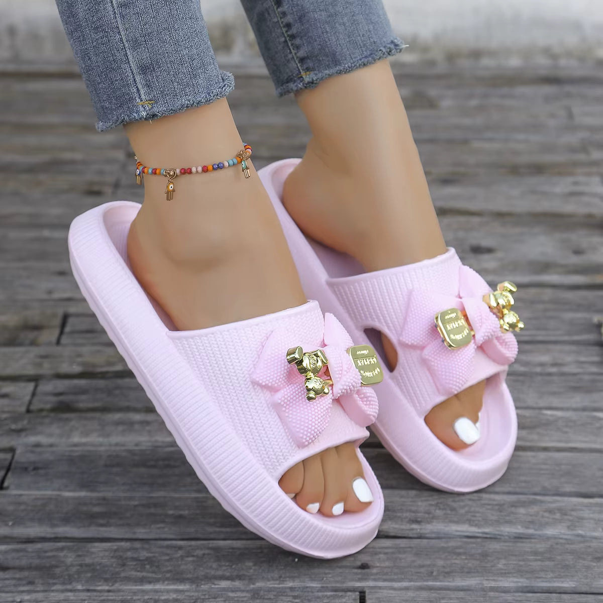 ElegaAdorable Metallic Bear Bow Decor Slip-On slippers