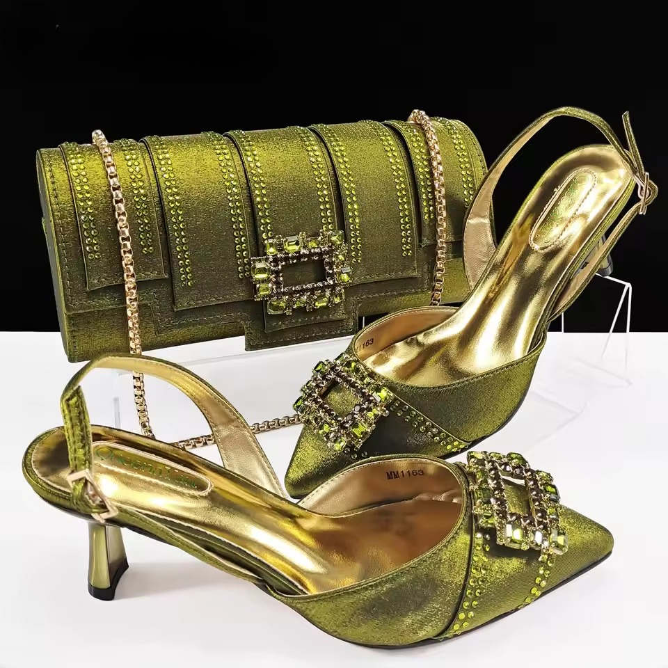 Elegant Color Block Design Shoes And Full Rhinestone Party Bag