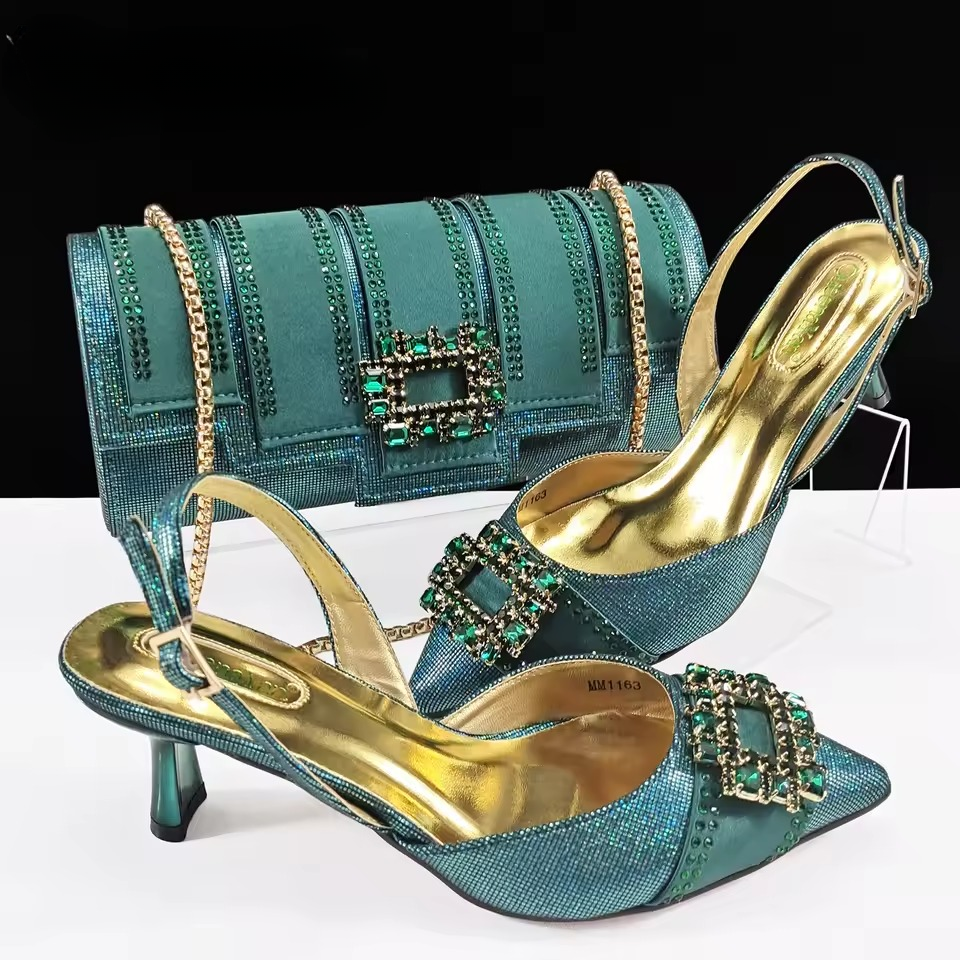 Elegant Color Block Design Shoes And Full Rhinestone Party Bag