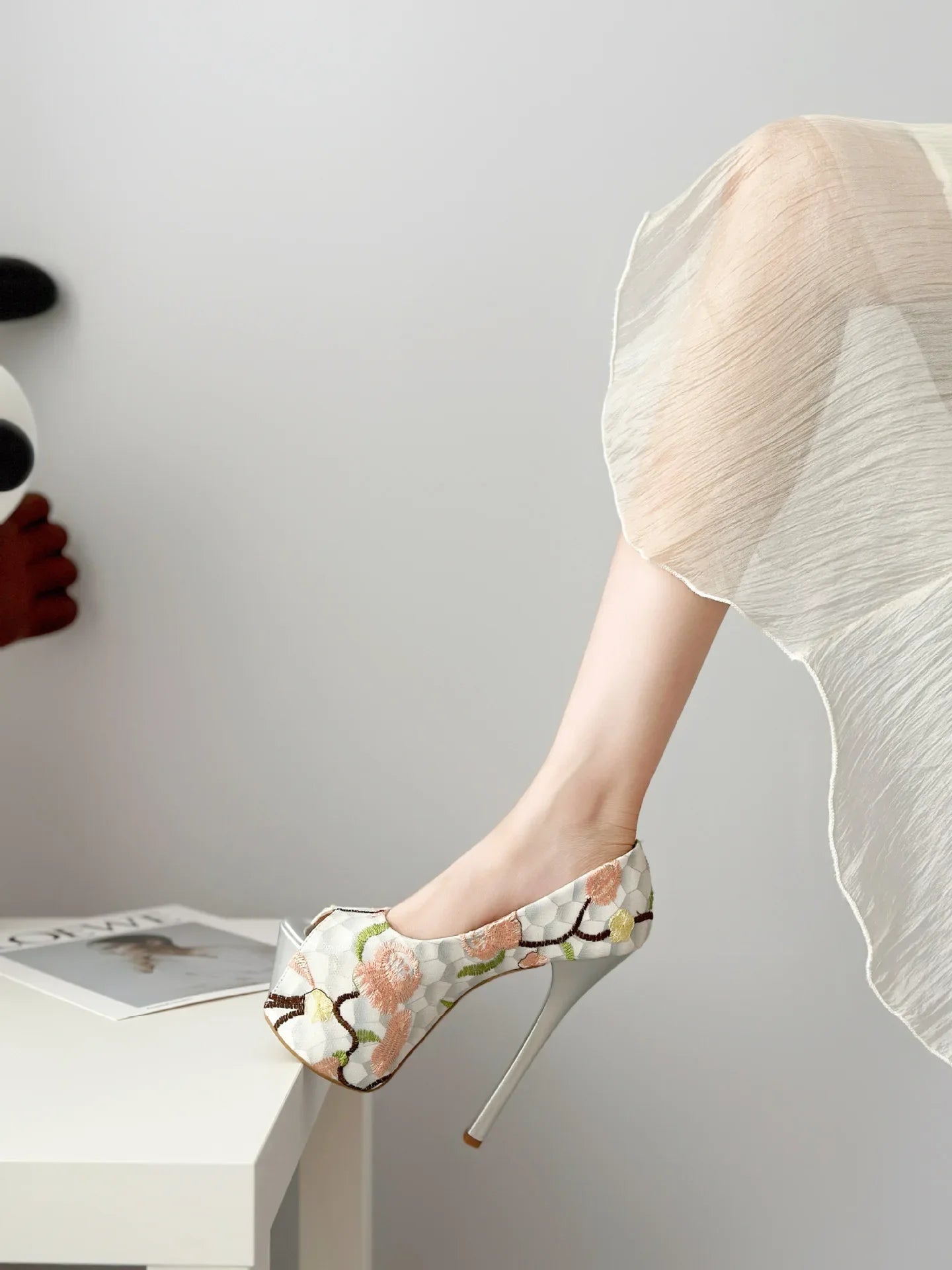 Elegant Embroidered Waterproof Platform Leather Fish-mouth High Heel Sandals