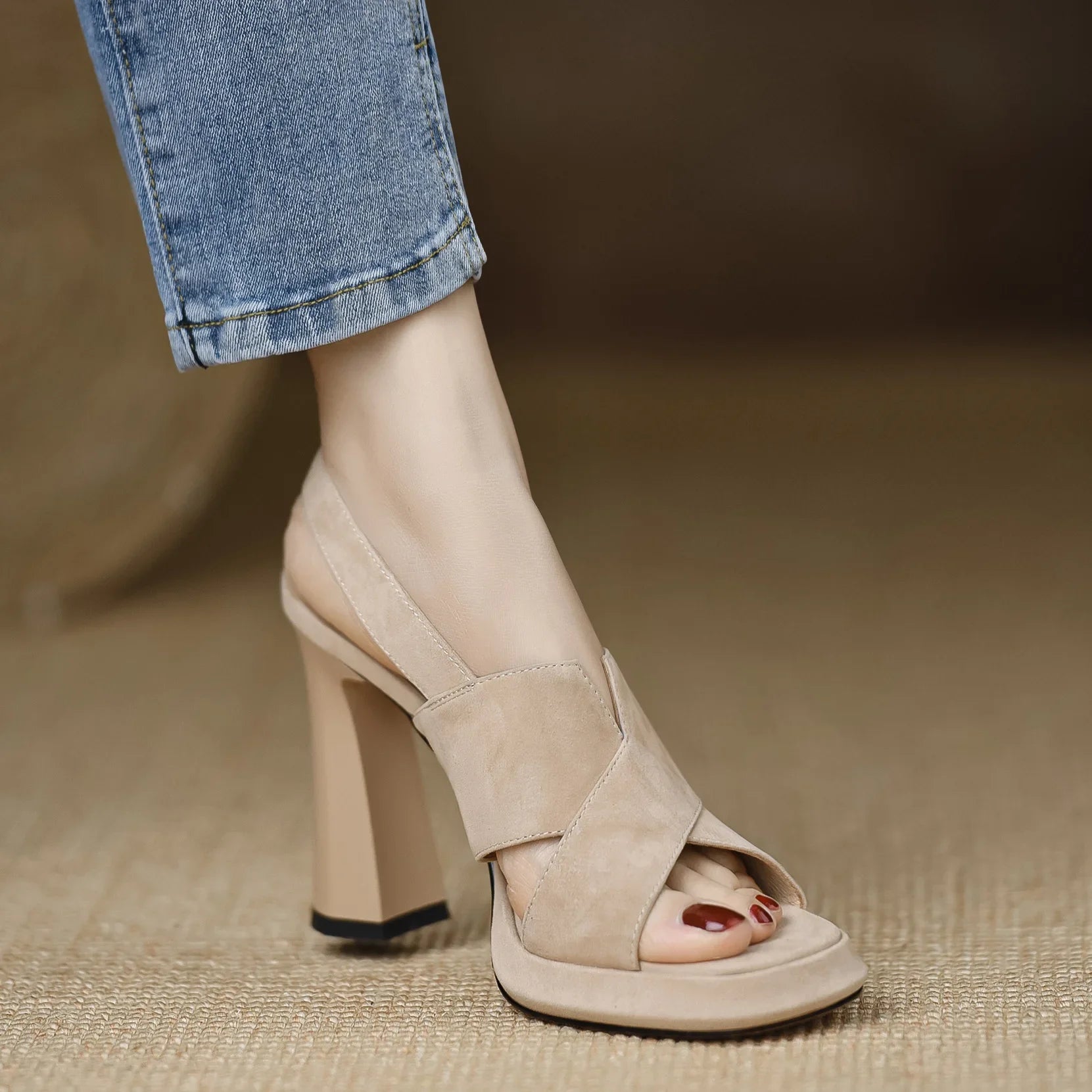 Elegant Fashion Buckle Strap Platform Cross Strap High Heels