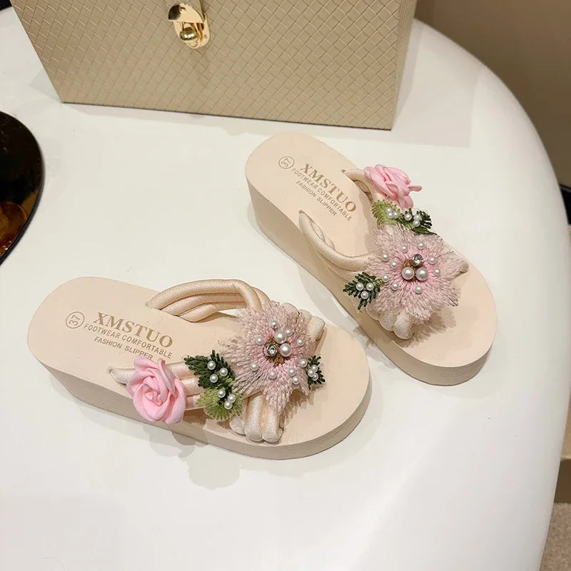 Elegant Flower Embroidered Resistant Thick Soled Flip Flops Sandals