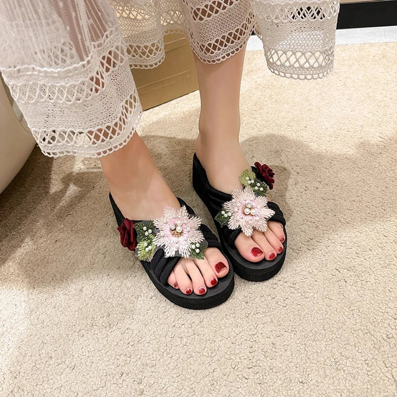 Elegant Flower Embroidered Resistant Thick Soled Flip Flops Sandals