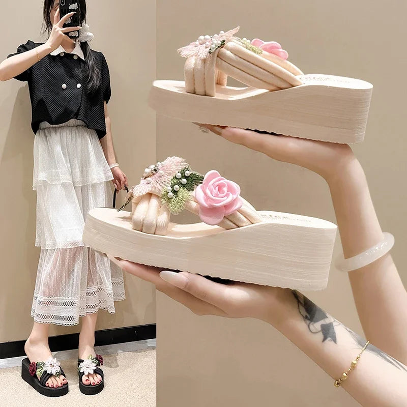 Elegant Flower Embroidered Resistant Thick Soled Flip Flops Sandals