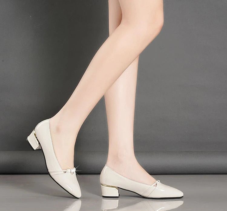 Elegant High Quality Pointed Toe With Medium High Heels Pumps