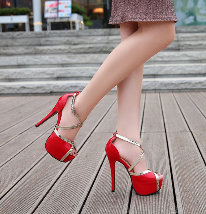 Elegant Hollow Cross-Haired Fish Mouth High Heels Sandals
