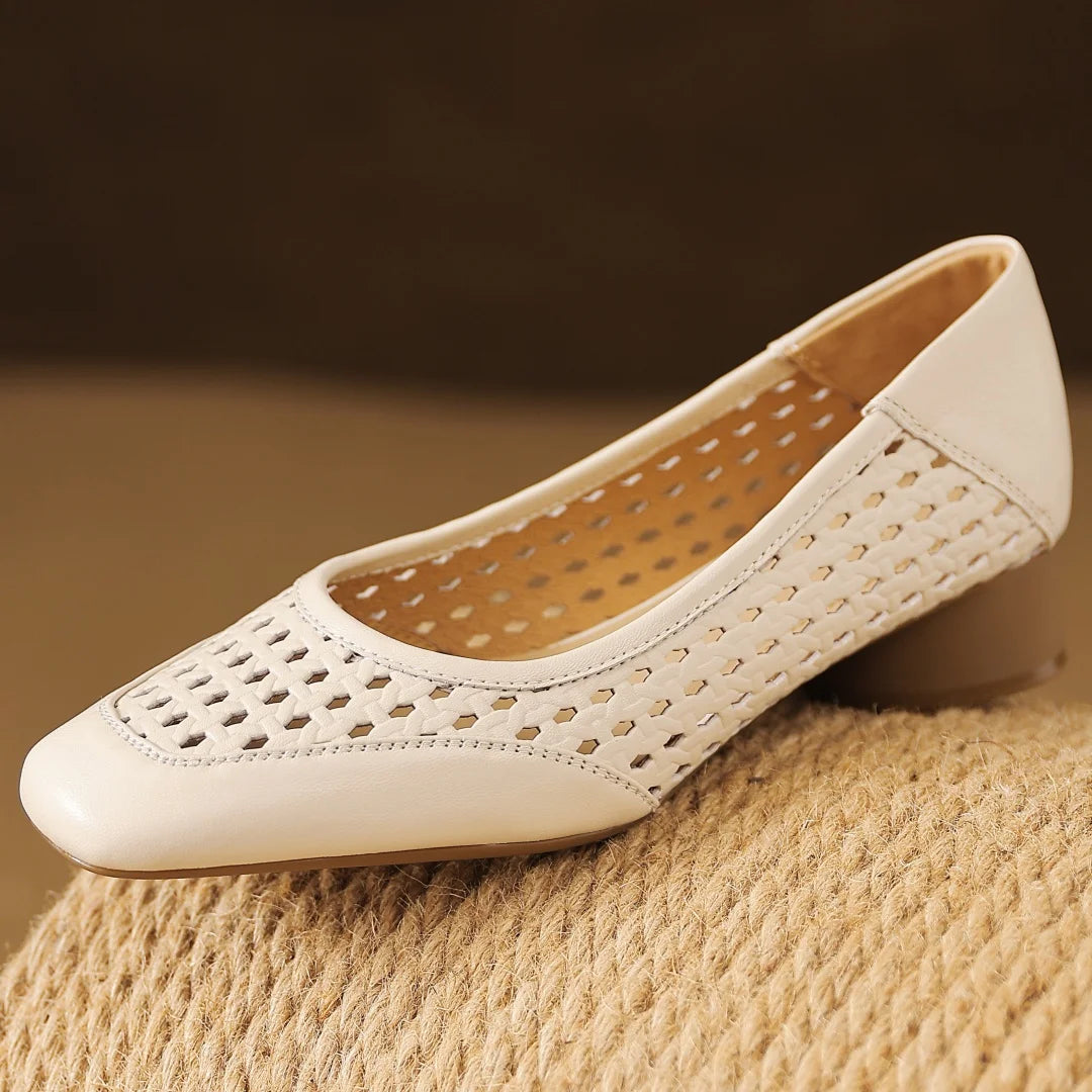 Elegant Hollow-out Sheepskin Patchwork Slip-on Breathable Thick Low Heel Pumps