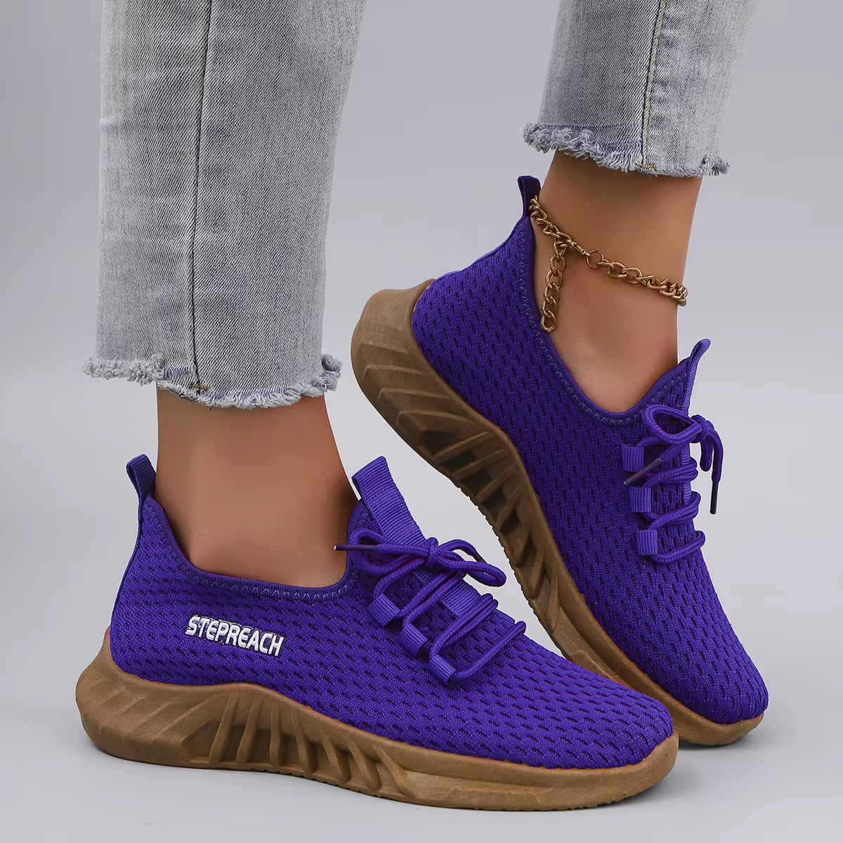 Elegant Lace up Comfortable Breathable Lightweight Sports Shoes