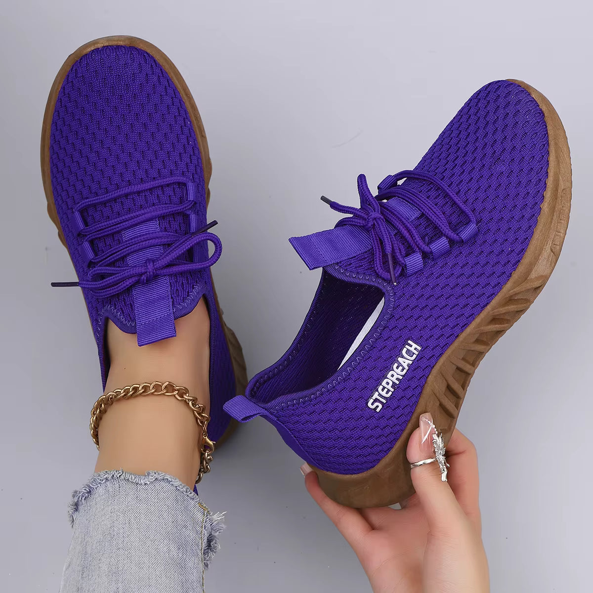 Elegant Lace up Comfortable Breathable Lightweight Sports Shoes