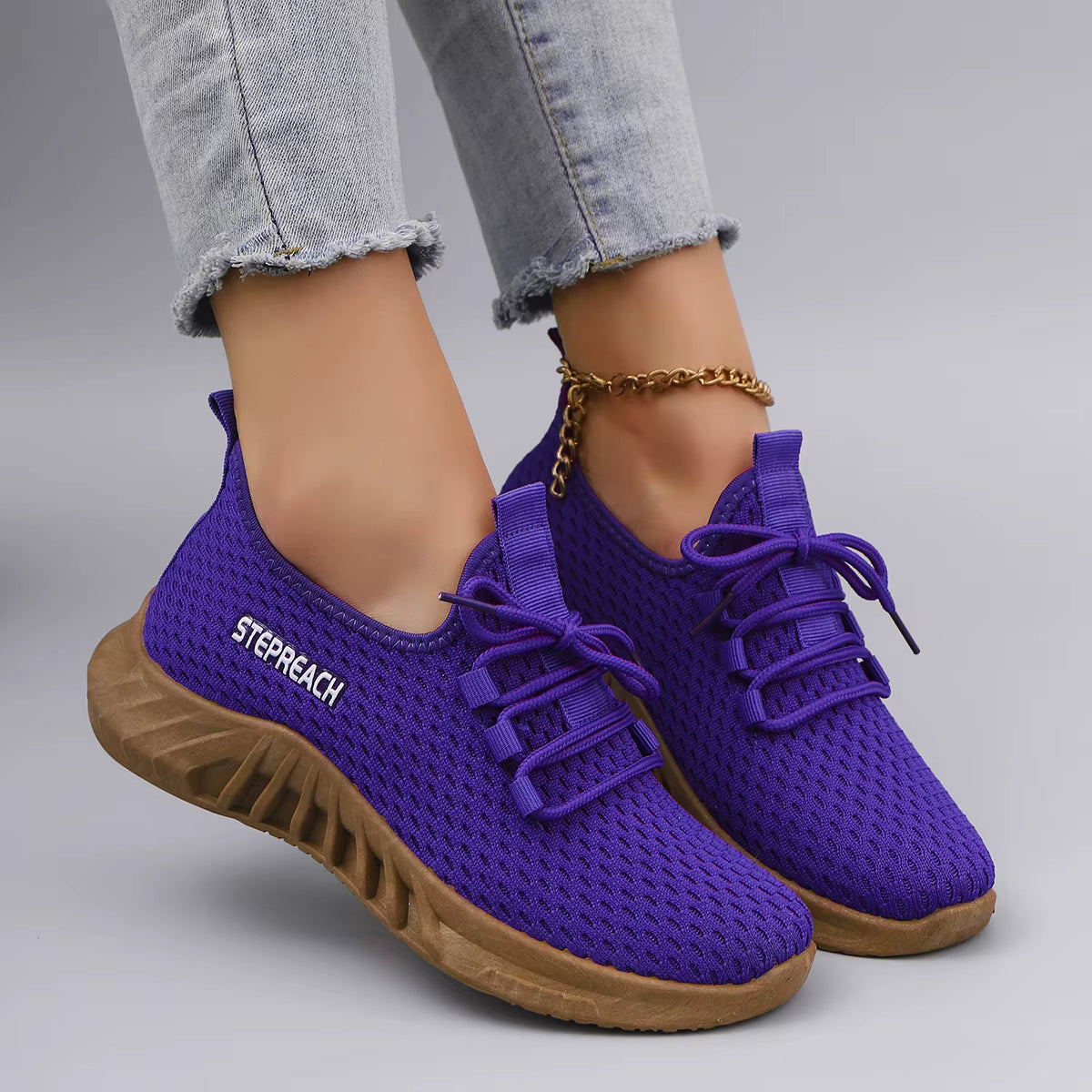 Elegant Lace up Comfortable Breathable Lightweight Sports Shoes