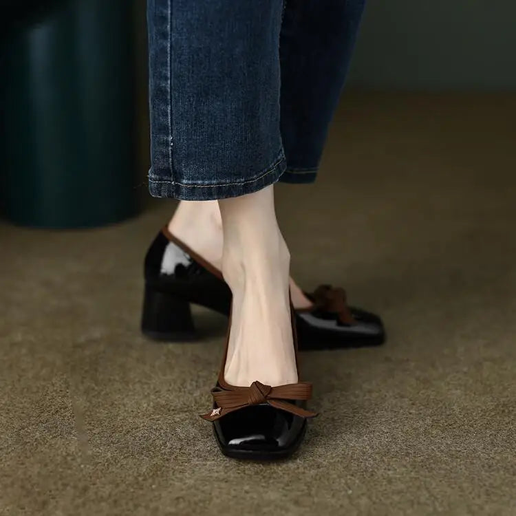 Elegant Microfiber Retro Bowknot Square Toe Thin Heel Sandals