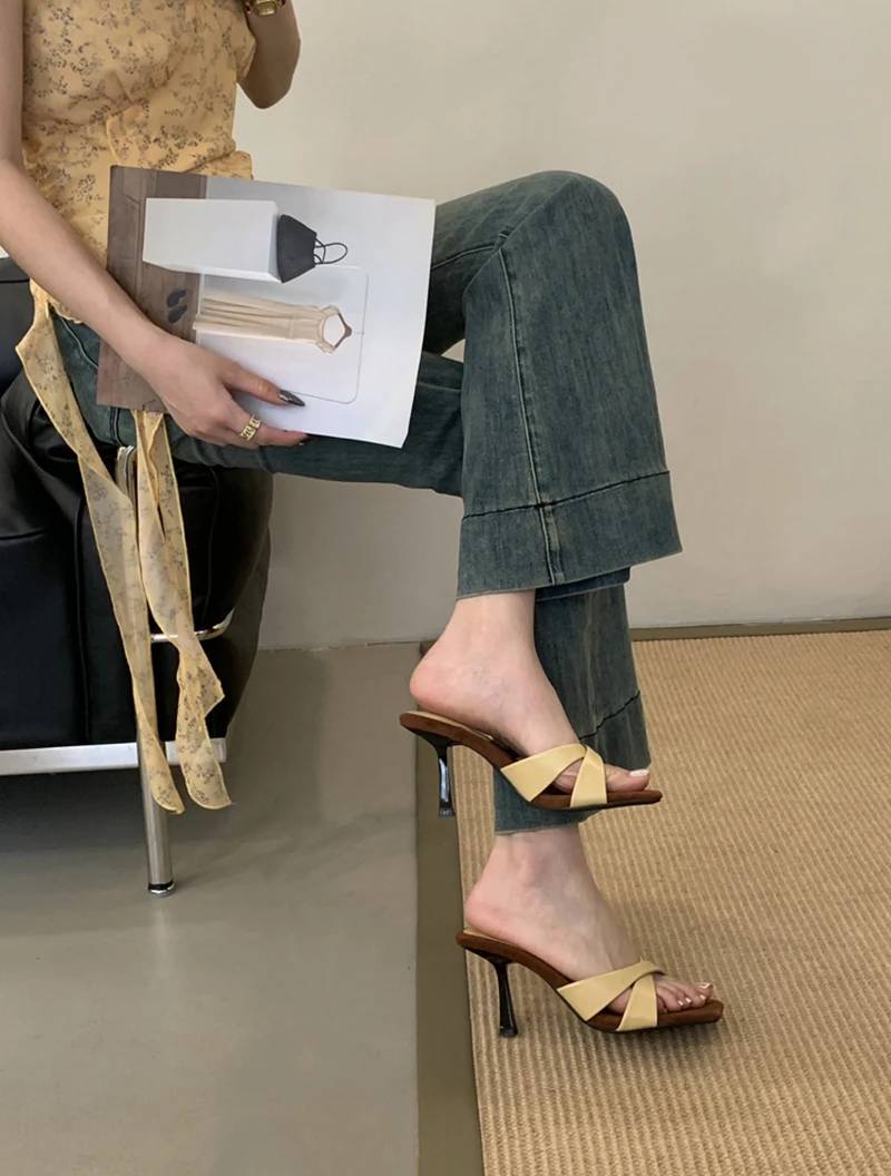 Elegant Retro Style Rubber Square Toe Slip On High Heel Sandals