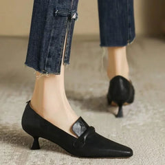 Classic Retro Temperament Low-Heeled Leather Pointed High Heels